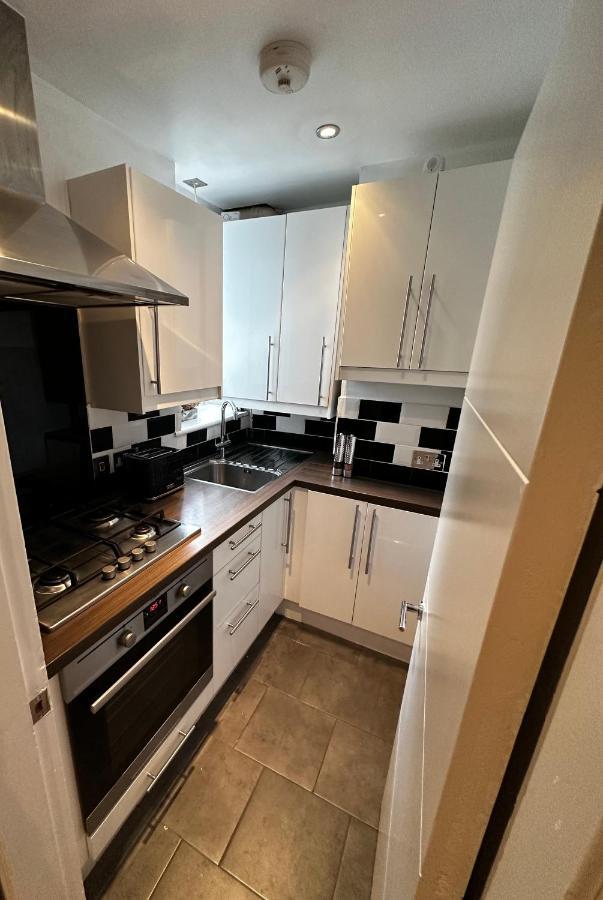 לונדון One Bedroom Flat In Chelsea מראה חיצוני תמונה
